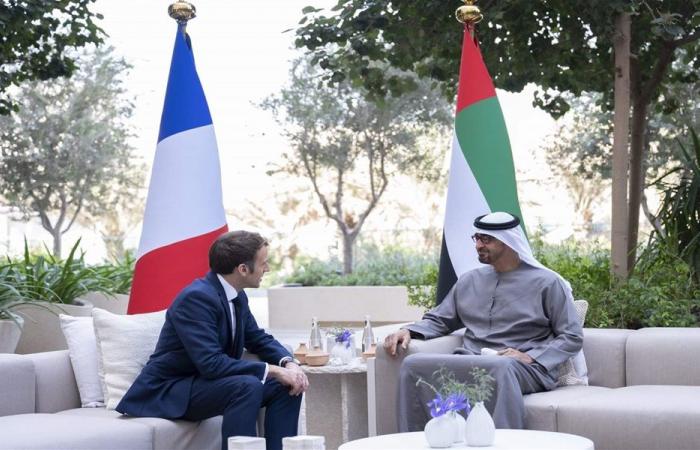 ماكرون في الإمارات