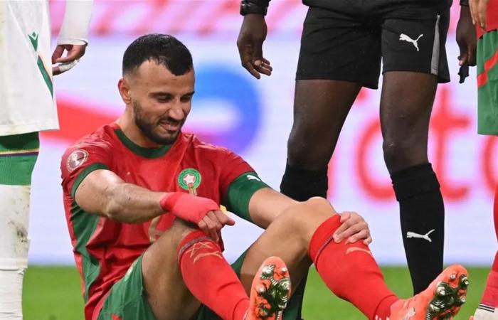 الركراكي قلق.. الإصابات تضرب دفاع المغرب