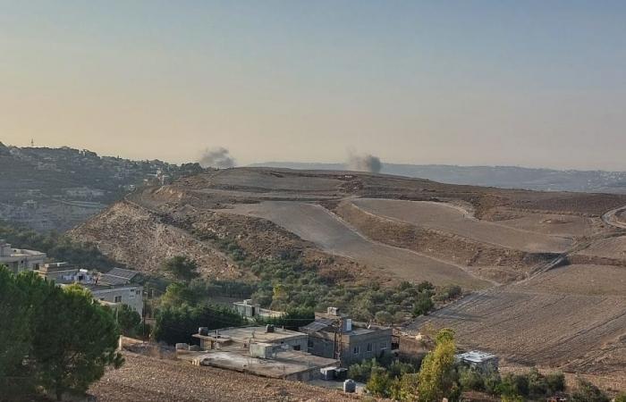 نسف منزلين وإلقاء قنابل متفجرة