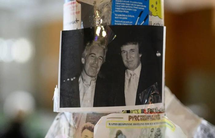 ترامب: تخلّيت عن إبستين قبل الجميع