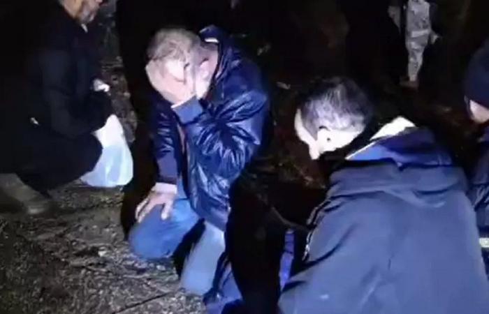 سوريا.. توقيف 12 ضابطًا سابقًا على الحدود مع لبنان (فيديو)