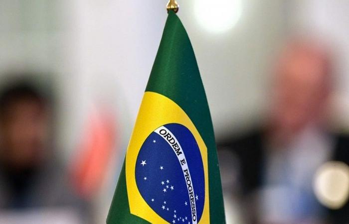 نائب برازيلي يحذر من خطر هجوم أميركي على بلاده