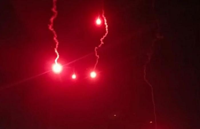 قنابل مضيئة في أجواء طرابلس… ما مصدرها؟ (صور)