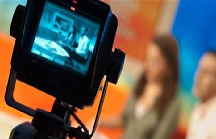 بعد تعرّضها لحادث سير مروّع... مذيعة وفنانة بارزة تفقد قدرتها على المشي