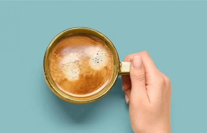 كيف يساهم الكافيين في تقليل دهون الجسم ومحاربة السكري؟