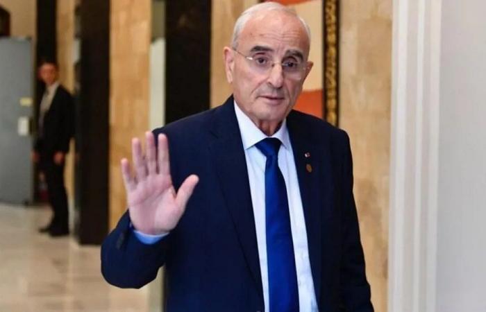 منسى يشارك في معرض الدوحة الدولي للدفاع البحري