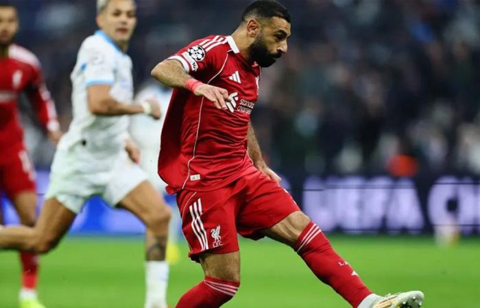 بعد غياب أكثر من شهر.. سلوت يتحدث عن عودة صلاح