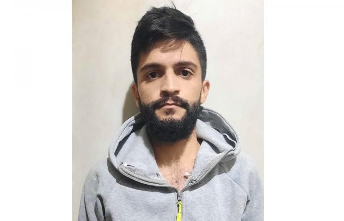 برصيده أكثر من 400 عملية سلب.. هل وقعتم ضحيّته؟