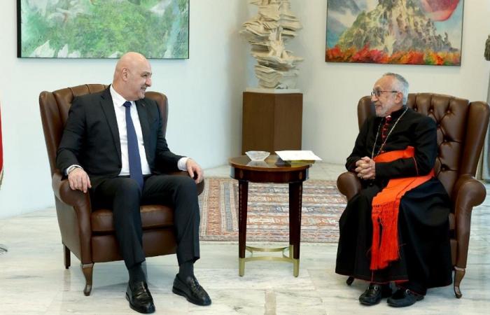 الأوضاع العامة بين عون وميناسيان