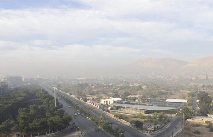 فيديو أثار الغضب في دمشق... سائق حاول دهس شرطيّ!