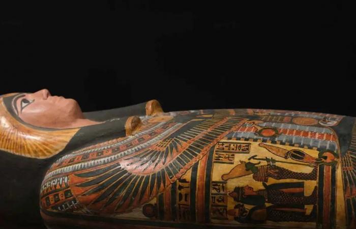 علماء ينجحون في إحياء عطر "مومياء ملكية" من عصر الفراعنة