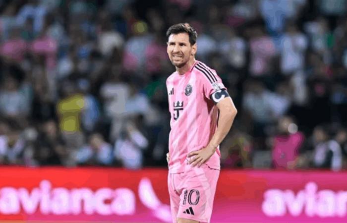 بالفيديو.. لحظة مؤثرة لميسي مع مشجع صغير تكشف معنى النجومية (فيديو)