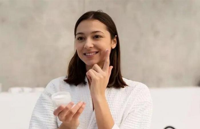 أيهما أفضل للبشرة.. الفازلين أم الغليسيرين؟