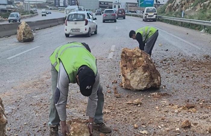 انهيار صخري على أوتوستراد جسر بالما… و”الأشغال” تتحرّك