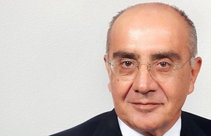 سعيد: انهيار المسرح السياسي طال الجميع