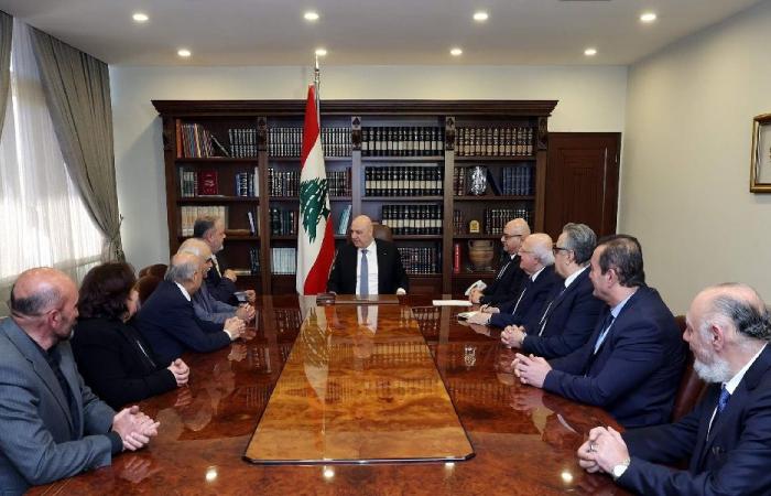 عون: الرسالة التربوية في لبنان لا بد أن تستمر