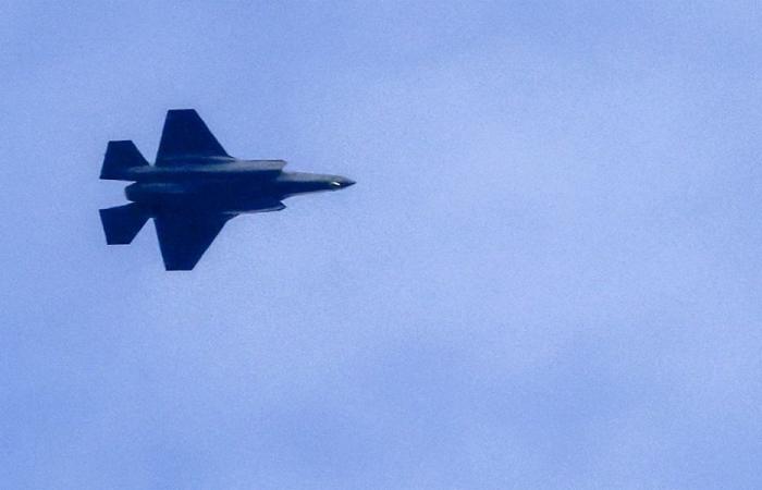 صاروخ اعتراضي يخترق الأجواء اللبنانية