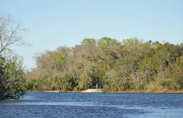 وفاة شاب غرقاً أثناء الغطس في فلوريدا