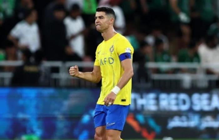 بعد إصابة عضلية.. رونالدو يسافر إلى إسبانيا للعلاج