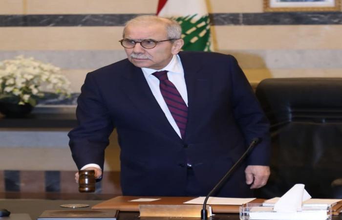 سلام يتابع كيفية وصول المساعدات الى لبنان