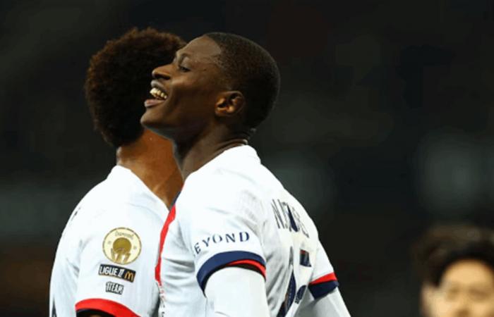 رباعية تعيد الهيبة.. باريس سان جيرمان يسحق نيس ويسترد الصدارة