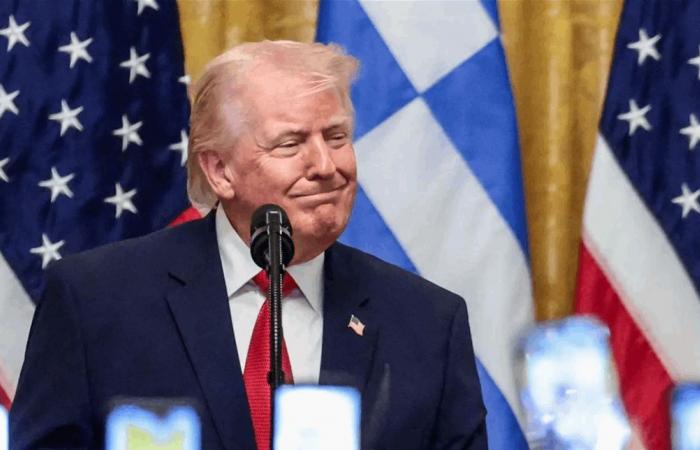 بالفيديو.. ترامب يُغازل المذيعة