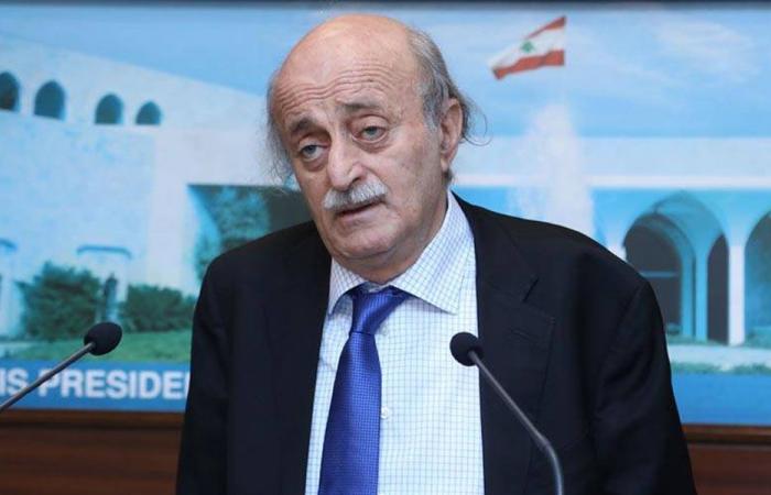 “حرص جنبلاطي” على منع الانزلاق للفتنة