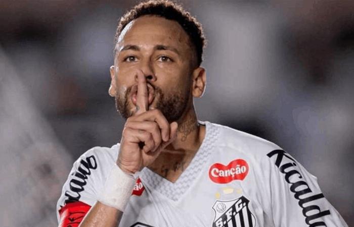 بعد استبعاده من قائمة البرازيل.. نيمار يعود إلى الواجهة