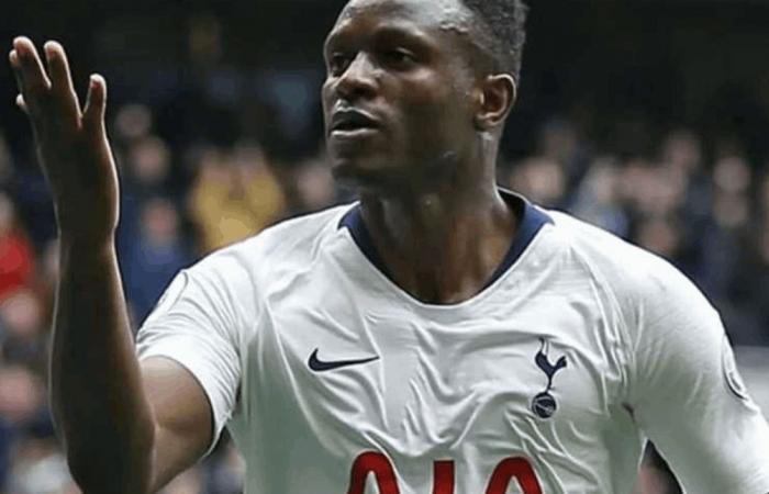 وانياما يطوي المسيرة... أسطورة كينيا يعلن الاعتزال