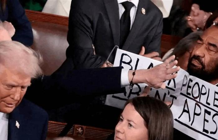 فيديو "عزل ترامب" يعود للواجهة.. ما حقيقته؟