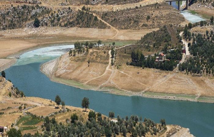 مصلحة الليطاني: لتحييد المنشآت الحيوية والعاملين عن المخاطر