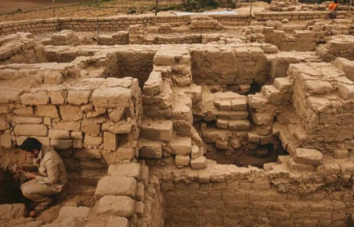 إكتشاف مقبرة ملكيّة في البيرو... تضمّ 58 امرأة وحراساً مبتوري الأقدام