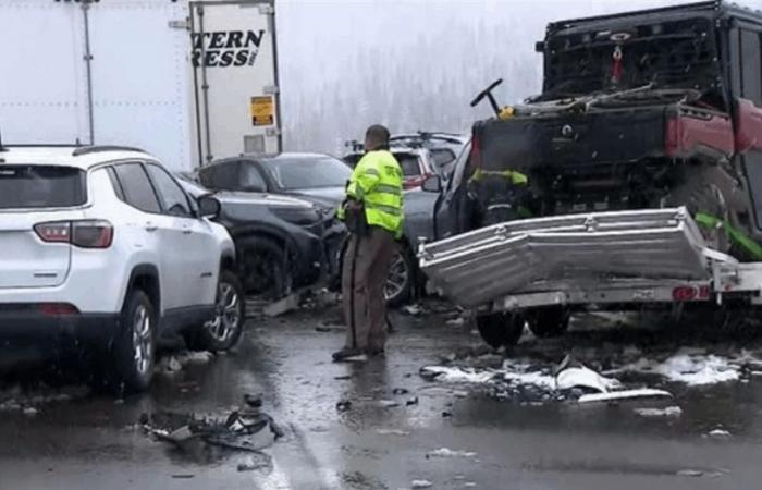 مشهد مأسوي.. حادث سير جماعي بين أكثر من 75 سيارة