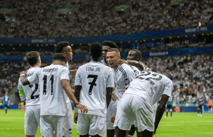 أقصاه ريال مدريد من دوري الابطال.. اسم مدرب جديد قد يعود للملكي