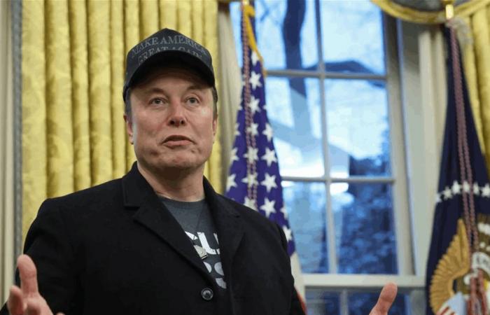 ماسك امام القضاء