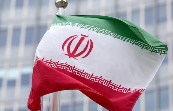 إيران تشترط رفع الحصار البحري لإرسال وفد إلى إسلام آباد