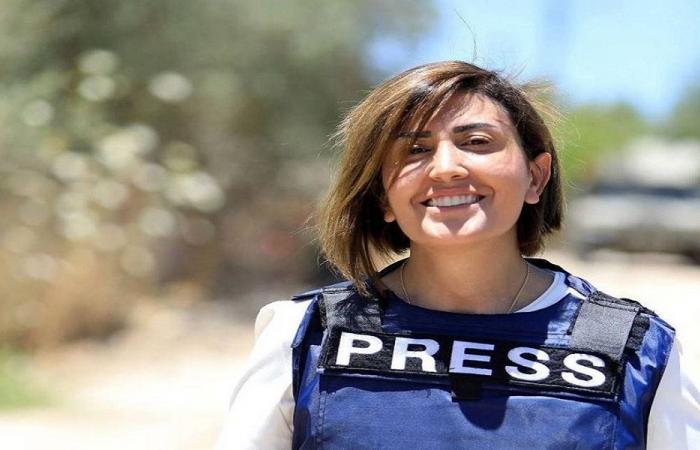 وصول جثمان الصحافية أمال خليل إلى مسقط رأسها (فيديو)