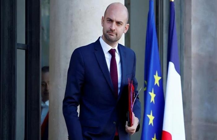 بارو: إيران تجاوزت الخطوط الحمراء