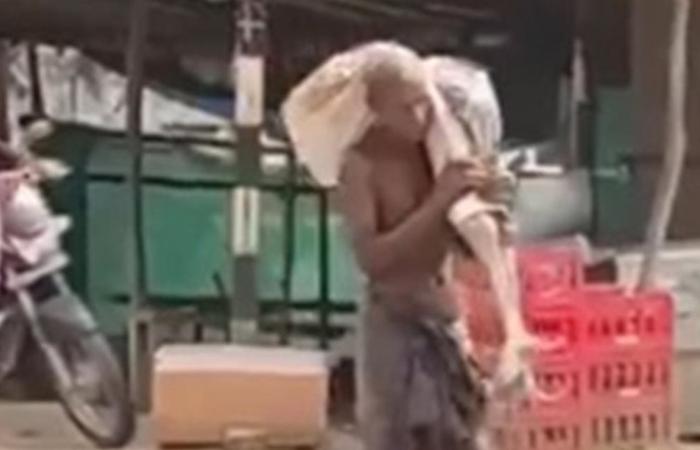 لسحب 200 دولار... نبش قبر شقيقته ونقل رفاتها إلى المصرف!