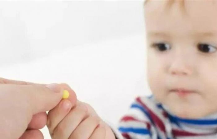 المكملات الغذائية للأطفال.. دراسة تكشف خطورتها