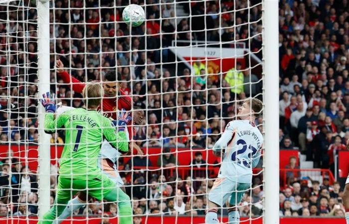 مانشستر يونايتد يقترب من العودة إلى دوري أبطال أوروبا