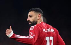 مدرب "ليفربول" عن محمد صلاح: أتوقّع أنّ يتخطّى جيرارد