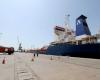 التحالف الدولي يسمح لأربع سفن وقود بدخول ميناء الحديدة اليمني