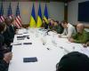 أوستن وبلينكن في كييف… ماذا دار بالاجتماعات الأميركية الأوكرانية؟