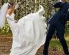 فيديو – عروس تطرح زوجها أرضاً خلال زفافهما