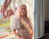 عروس إسكتلندية تستقبل مولودها قبل زفافها بساعات!