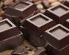 ماذا يحدث للجسم عند الإفراط في تناول الشوكولاتة؟