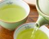 الشاي الأخضر أم ماء الليمون؟.. أيهما الأقوى لطرد السموم